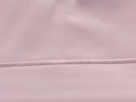 Наволочка 70x70 Elegante Monochrome розовая