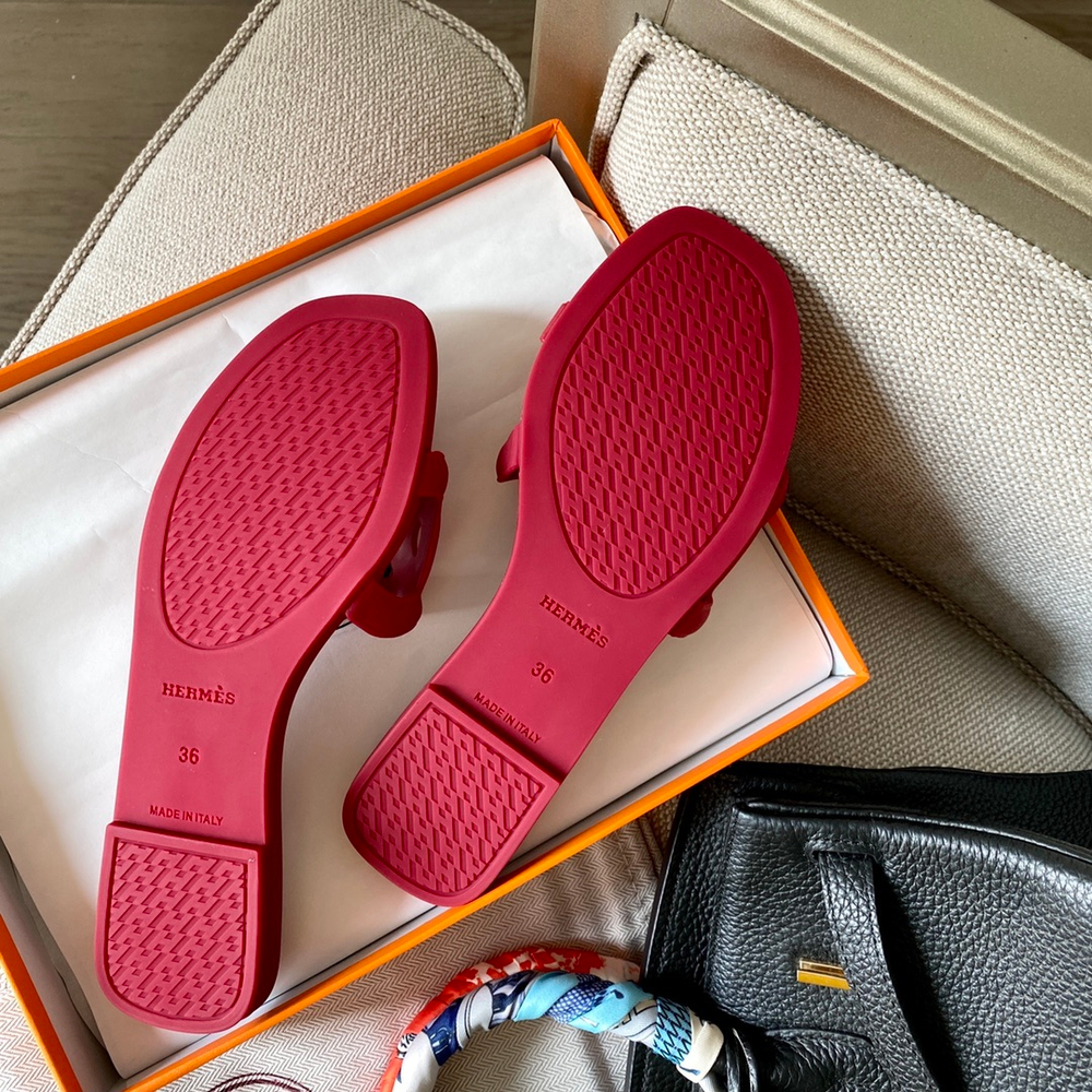 Hermes Aloha Sandal