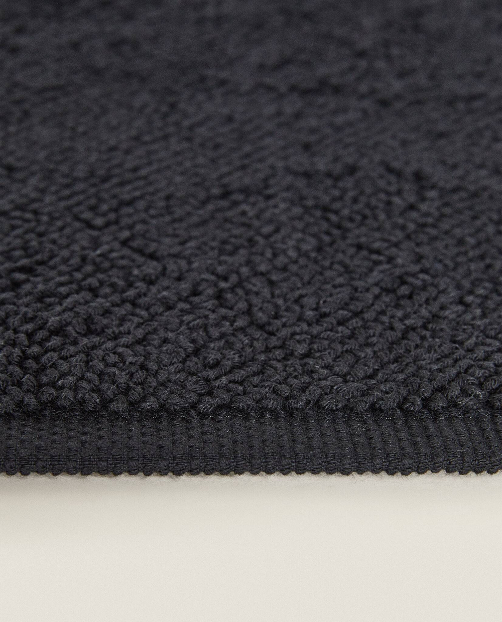 ZARA HOME КОВРИК ДЛЯ ВАННОЙ ИЗ ОРГАНИЧЕСКОГО ХЛОПКА, ЧЕРНЫЙ