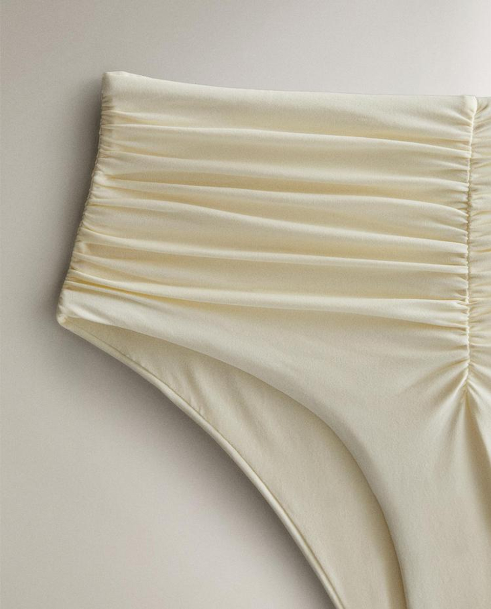 ZARA HOME ПЛАВКИ-БИКИНИ С ОБОРКАМИ, ЭКРЮ