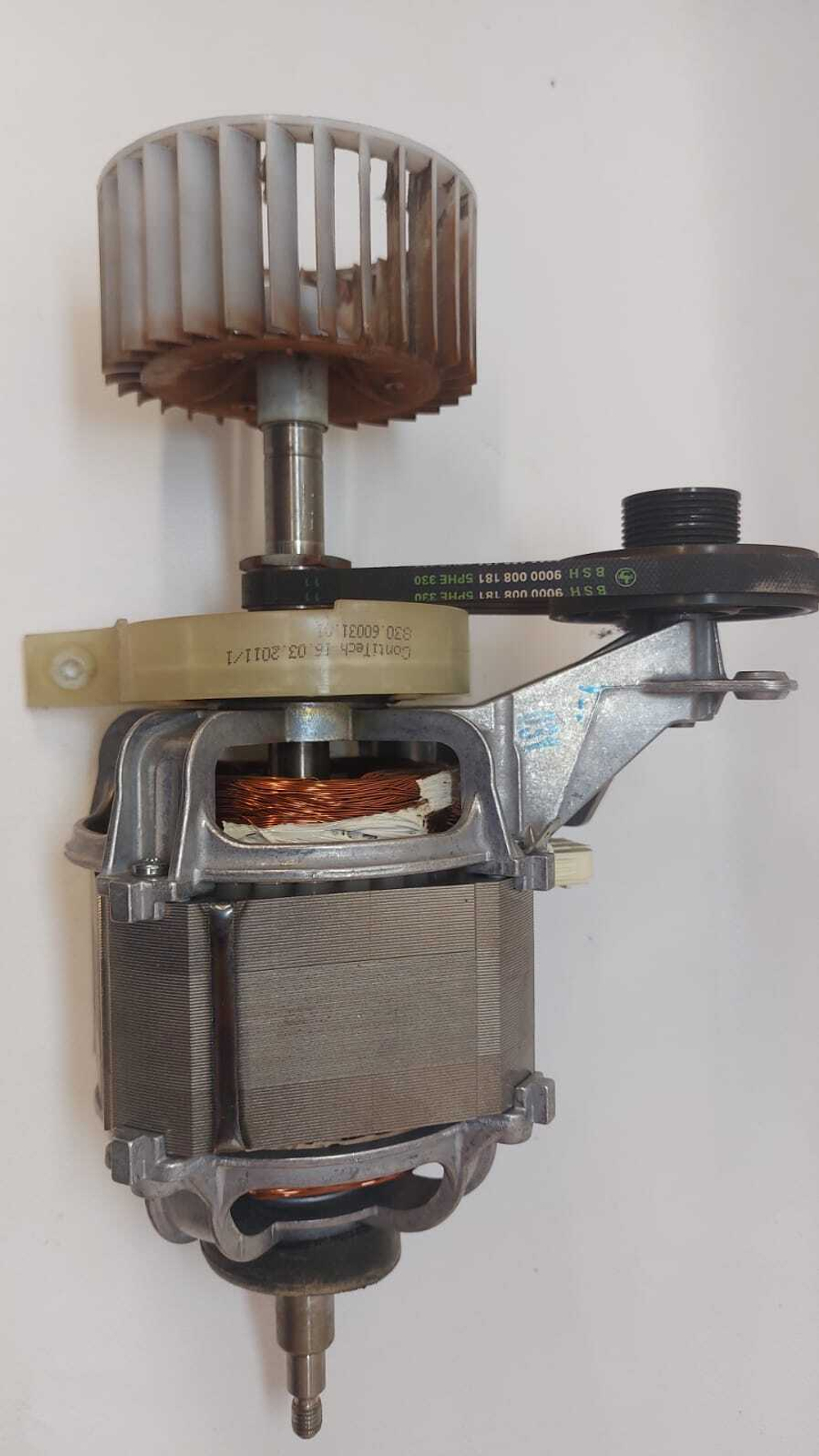 1 Двигатель для сушильной машины Siemens Bosch 145467 б/у