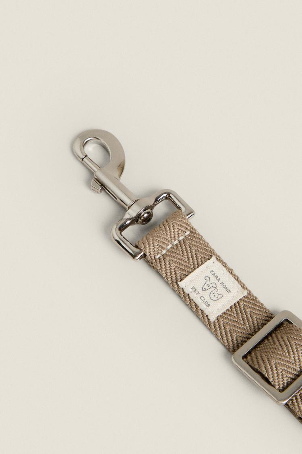 ZARA HOME АВТОМОБИЛЬНЫЙ РЕМЕНЬ БЕЗОПАСНОСТИ ДЛЯ ДОМАШНИХ ЖИВОТНЫХ, ХАКИ