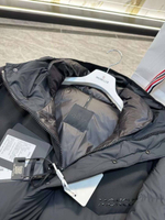 Пуховик Moncler