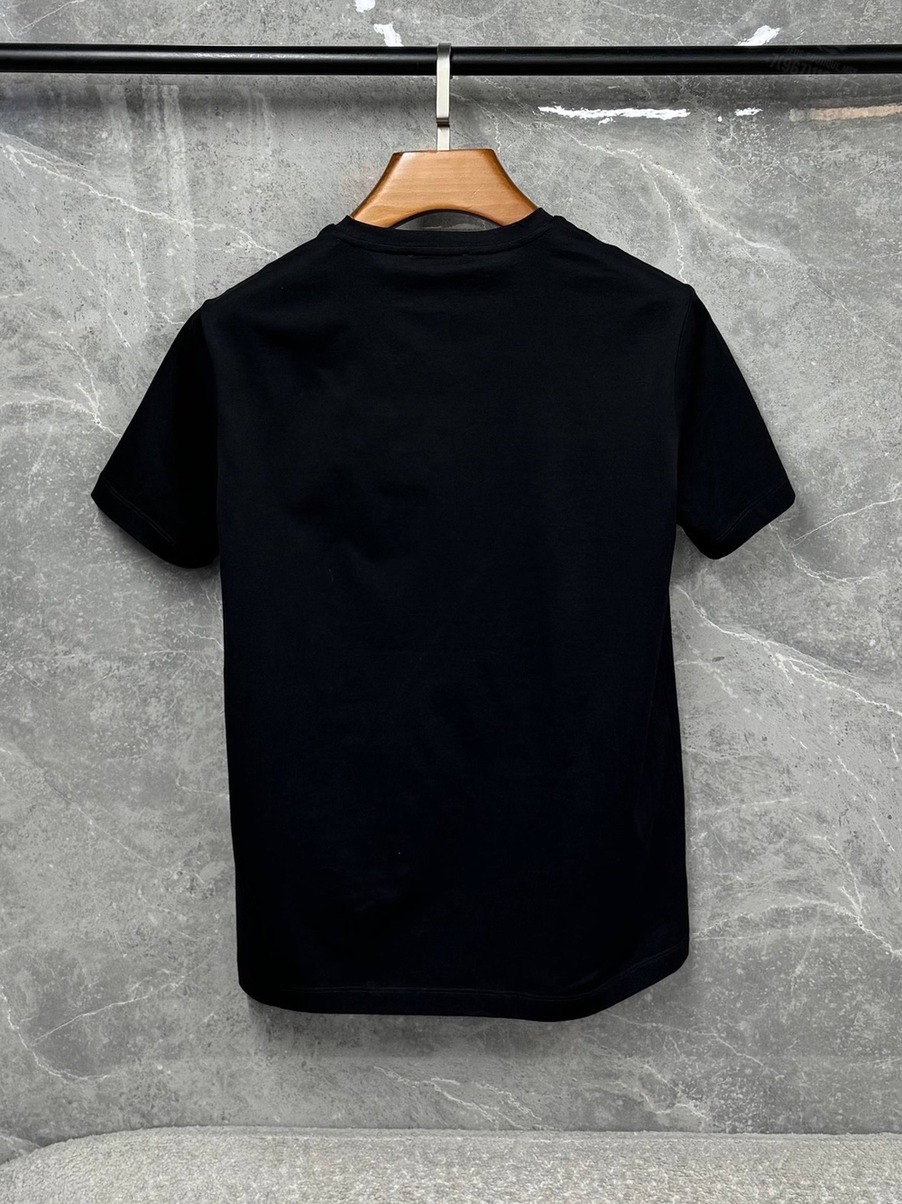 Футболка Prada