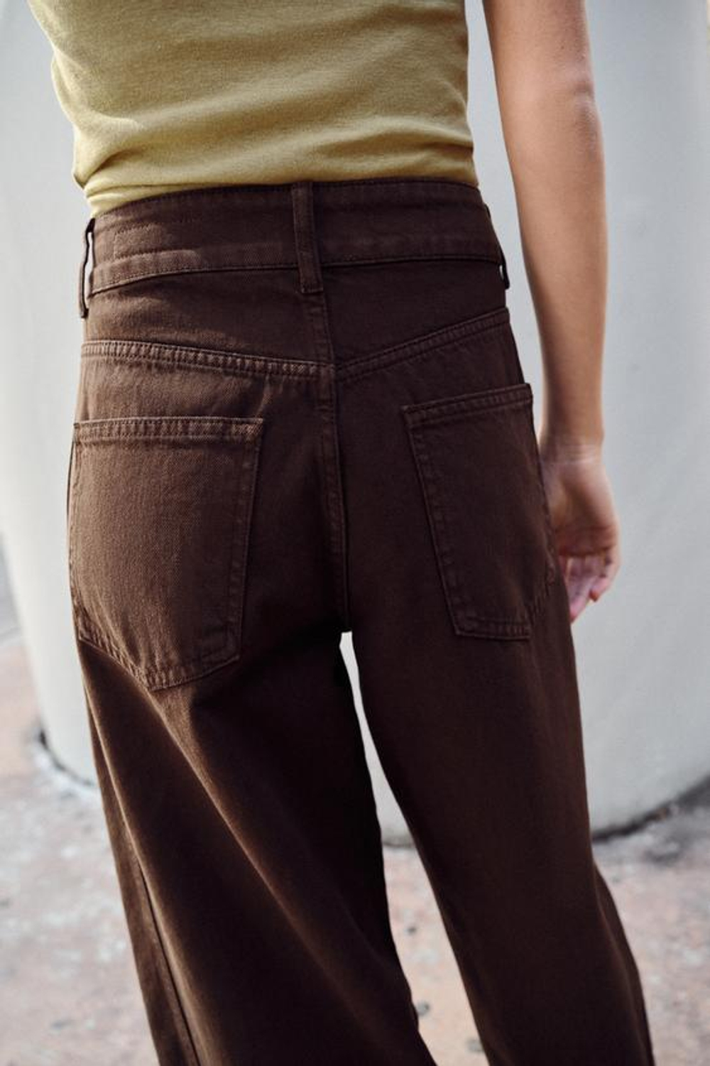 ZARA ДЖИНСЫ Z1975 BARREL СО СРЕДНЕЙ ПОСАДКОЙ И ДЛИНОЙ ДО ЩИКОЛОТКИ, КОРИЧНЕВЫЙ