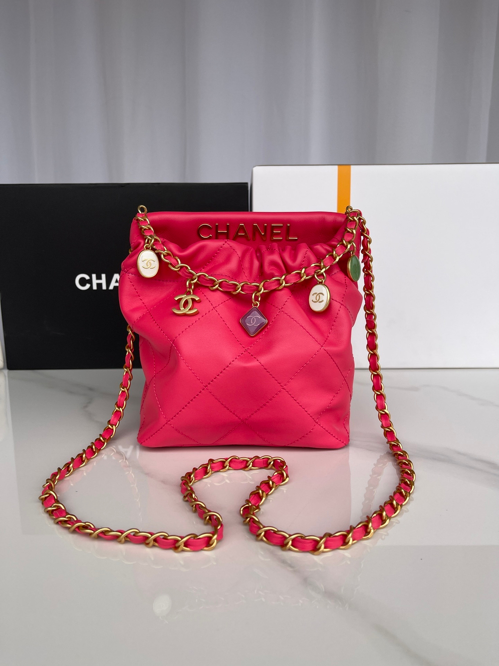Chane1 Small Bucket Bag 17 cm