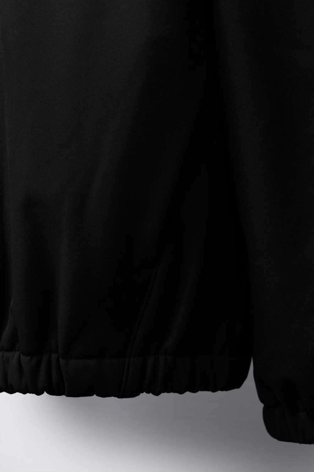 ZARA НЕПРОМОКАЕМАЯ КУРТКА С КАПЮШОНОМ, ЧЕРНЫЙ