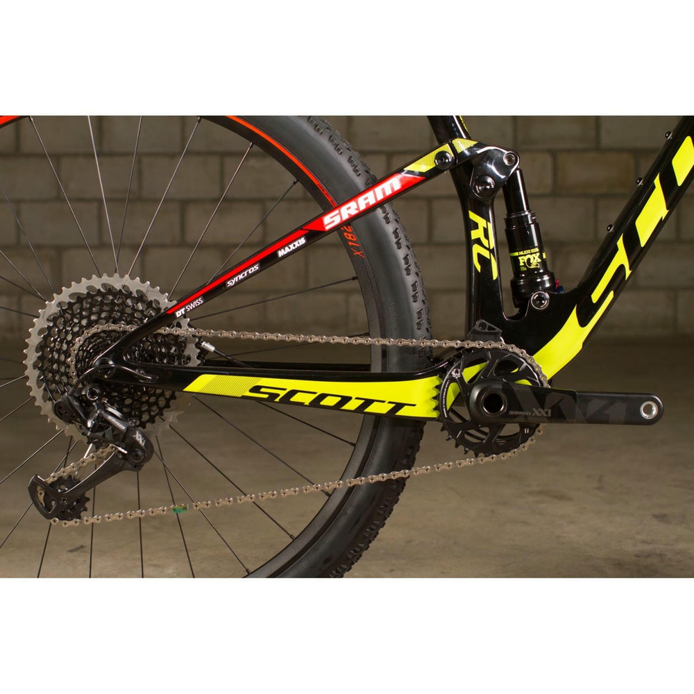 Двухподвесный велосипед Scott Spark RC 900 World Cup (2018)