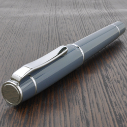 Перьевая ручка Pilot Prera (перо Fine 0,3 мм, цвет Slate Gray - Сланцево-серая)