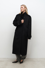 Пальто со стойкой утепленное