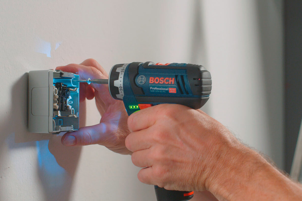 Аккумуляторный шуруповёрт BOSCH GSR 12V-15 FC Professional 06019F6000
