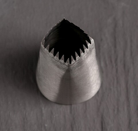 Насадка кондитерская квадрат d=3,5 см, выходное отверстие=2 см