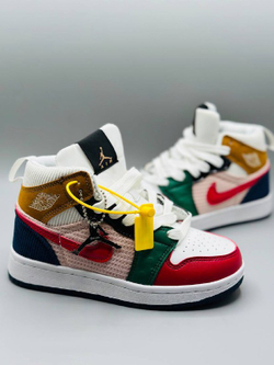 Детские высокие кожаные кроссовки Nike Air Jordan 1