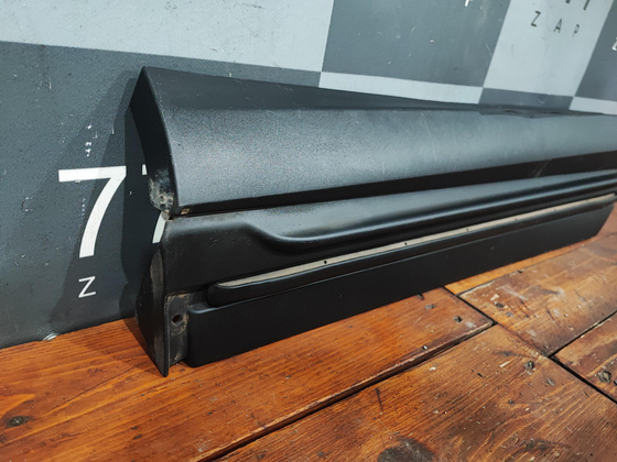 Накладка двери задней правой Lexus RX 4 15-22 Б/У Оригинал 7507548140