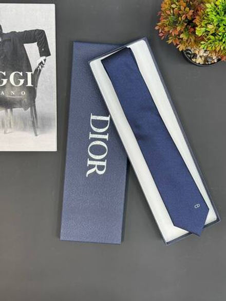 Галстук Christian Dior