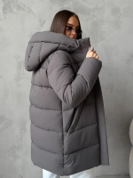 Куртка зимняя удлиненная с капюшоном