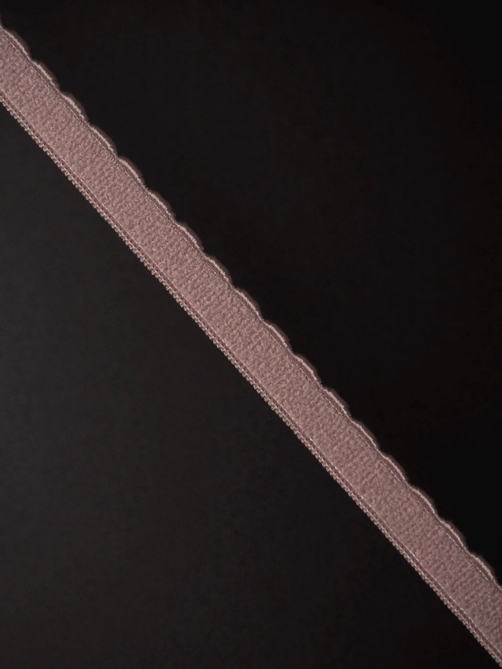 Резинка бельевая ажурная пудровая ширина 8 мм с учётом фестона Lauma (Латвия)