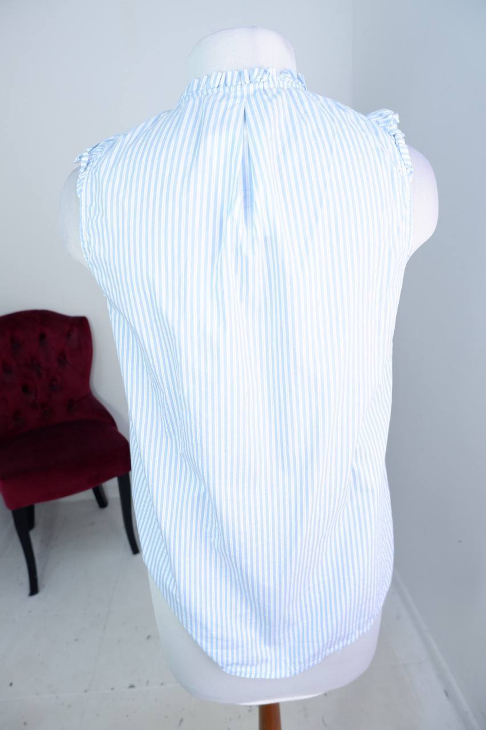 Блузка H&M для кокетливой натуры, маркировка 40, визуально 46 размер