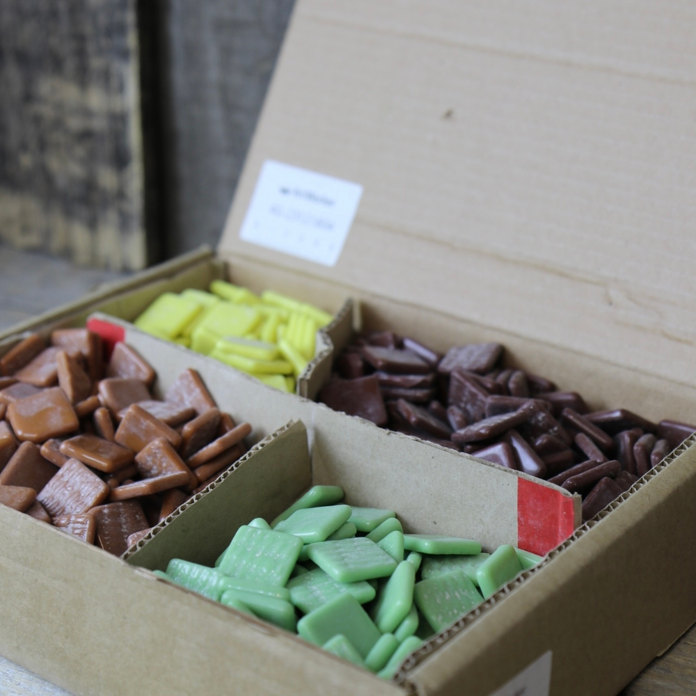 4G-23121804 (4 кг) - смальта разноформатная