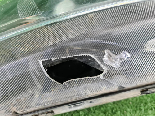 Битая Фара левая Kia Rio 4 (2020-н.в.) галоген