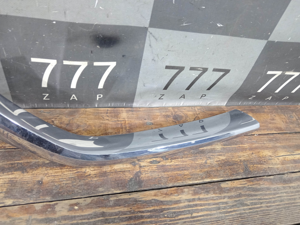 Накладка решетки радиатора правая Mazda CX-5 2 (KF) 17-21 Б/У Оригинал KB8A507J1B