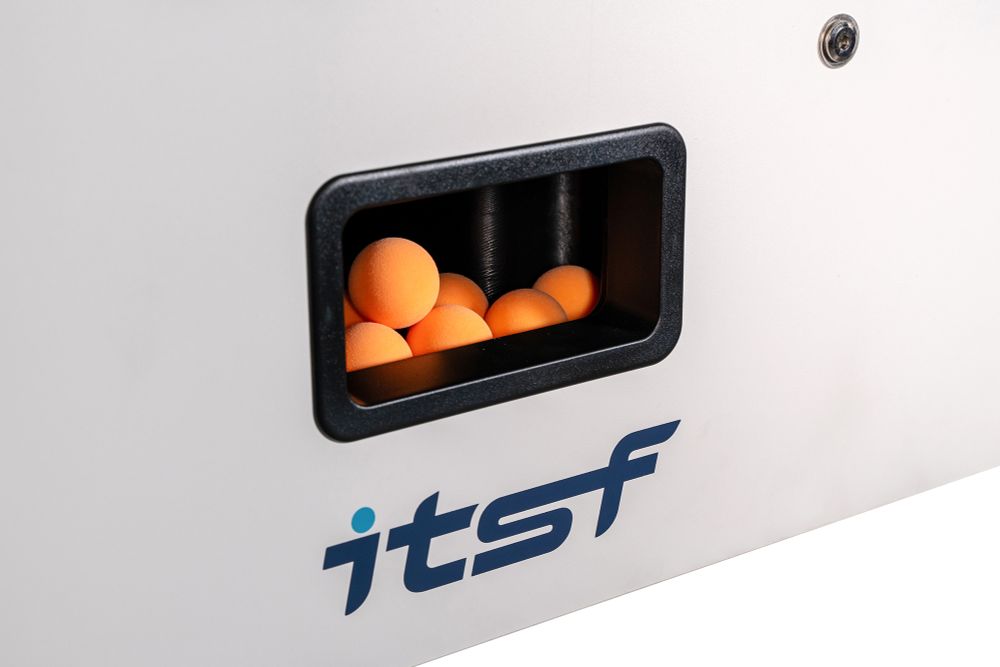 Игровой стол - футбол "NineStar Iron Pro ITSF Grey" (144х75,5х90)_D1