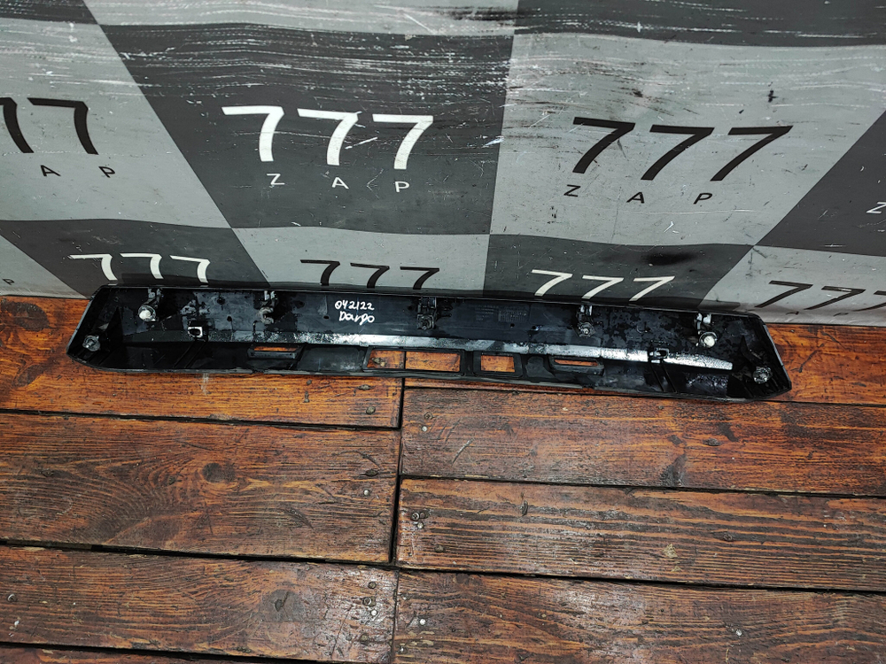 Накладка двери багажника Haval Dargo 22-нв Б/У Оригинал 5506100XKN04A