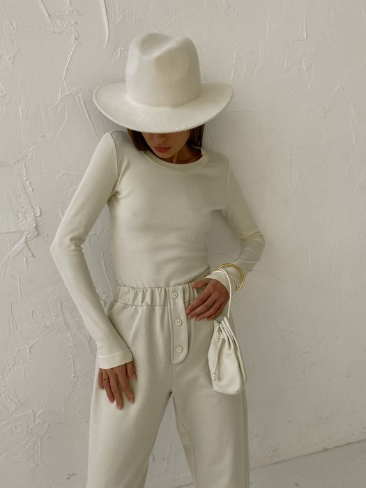 ЛОНГСЛИВ БЕРДЖИ ПЛОМБИР