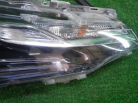 Фара правая Toyota Corolla 11 E160 (2015-2019) LED