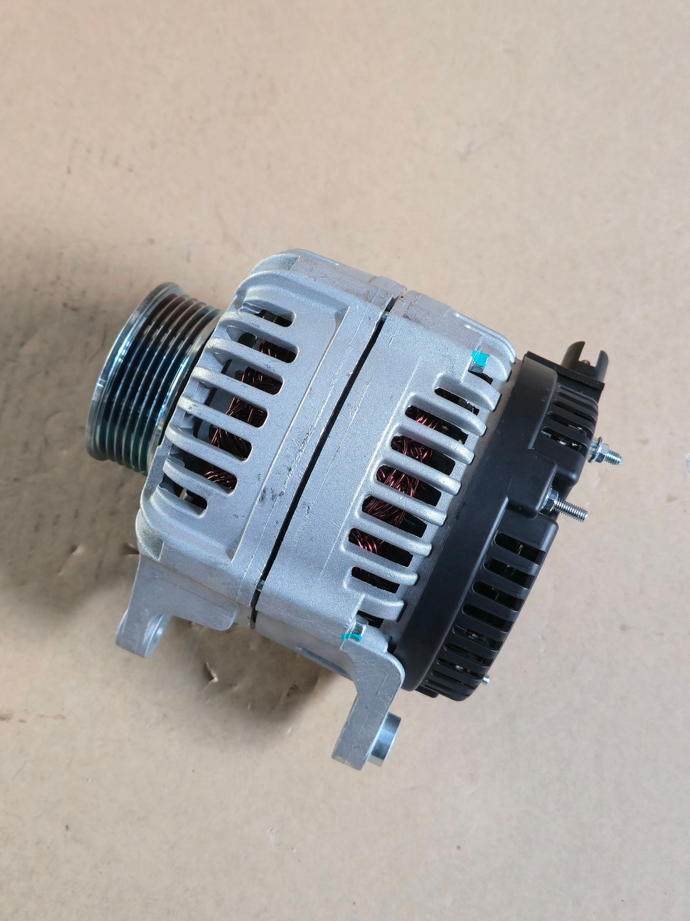 Генератор ЯМЗ-534, 536 28В 90А AVTOELECTRICA