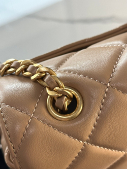 Chanel Bag 19 cm