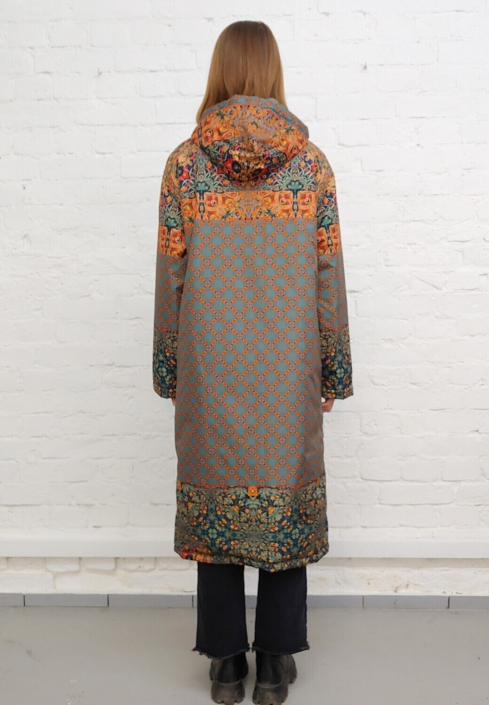 Пальто "Сказочный лес", по мотивам фламандского гобелена 16 века, выполненного в технике мильфлёр