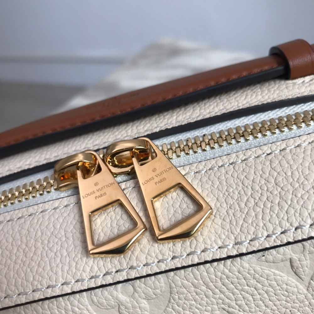 Louis Vuitton Saintonge
