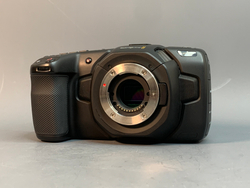 BlackMagic Pocket Cinema Camera 4K MFT