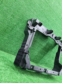 Телевизор Hongqi HS5 (2019-н.в.)