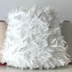 FILO SWIFFER GG - Cofil SRL ; фибра, п/а; 400м/100гр; col.2 Greggio, цвет: белый. Фантазийная нить в виде «перышек»