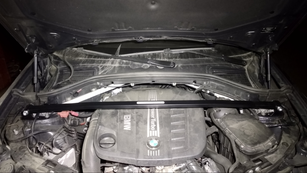 Распорка передних стоек BMW X3 F 25 (ПОД ЗАКАЗ)