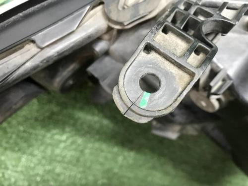 Битая Фара левая Toyota Land Cruiser 200 15-21 LED