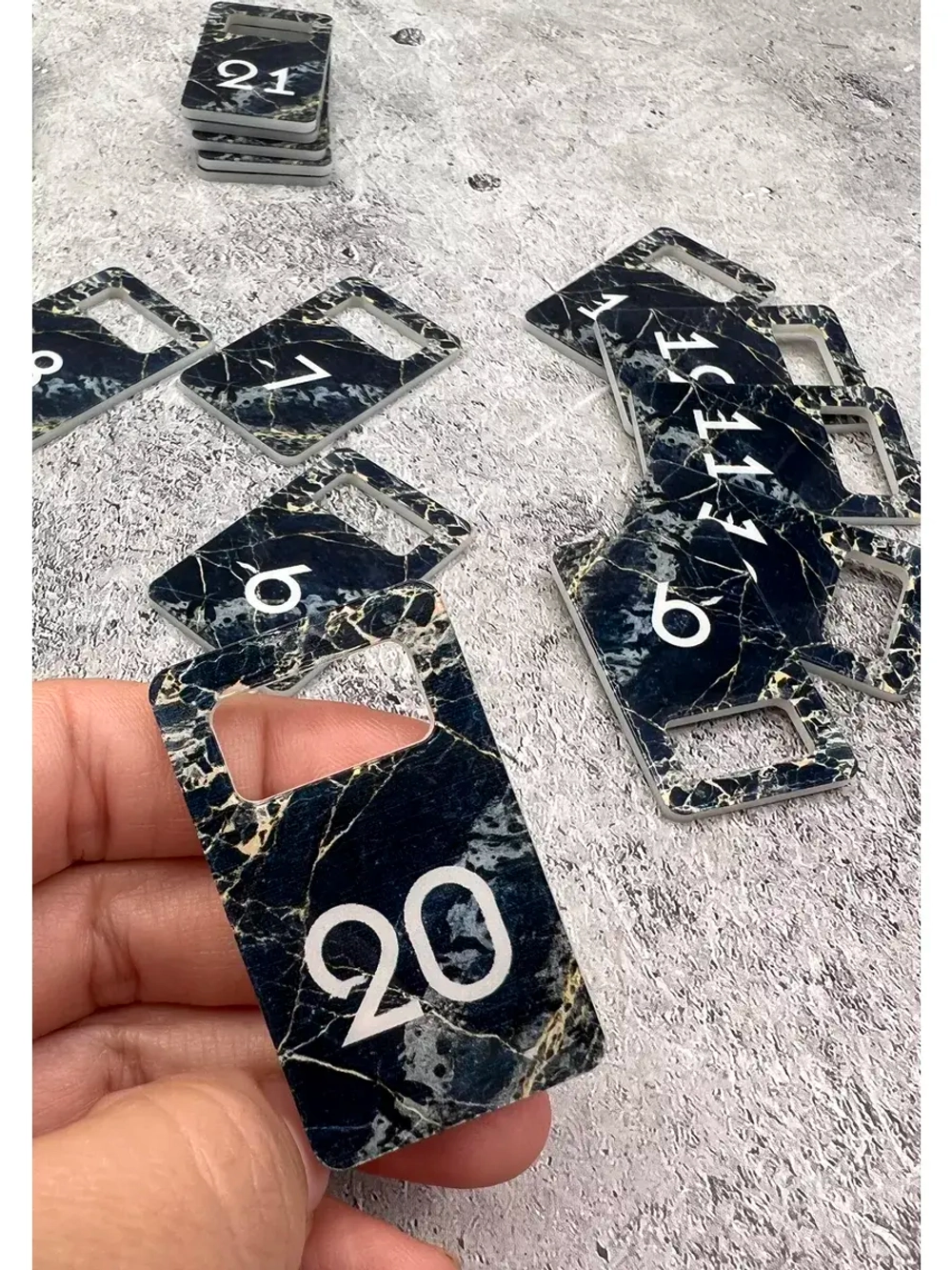 Номерки для ключей акрил 3х5 см