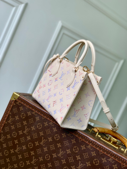 Louis Vuitton Onthego PM