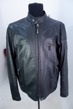 Куртка Chevignon из натурально кожи, визуально на 52/54 размер