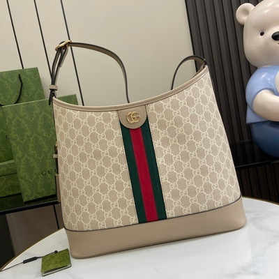 Gucci Ophidia GG Medium Shoulder Bag 34 cm
