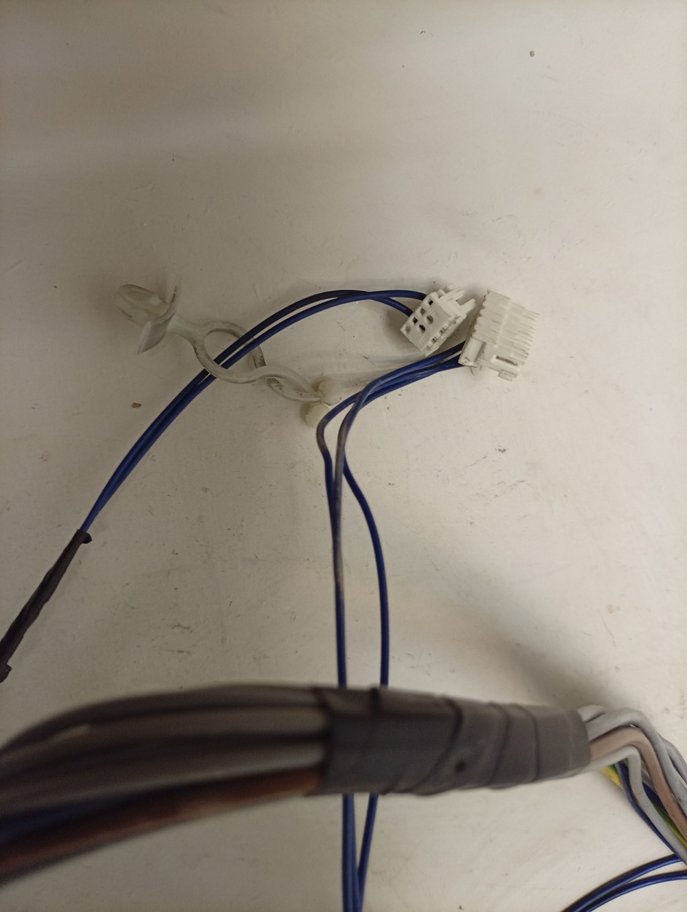 AWS71212 кт20 Комплект проводов (проводка) для стиральных машин Whirlpool 10697248 б/у