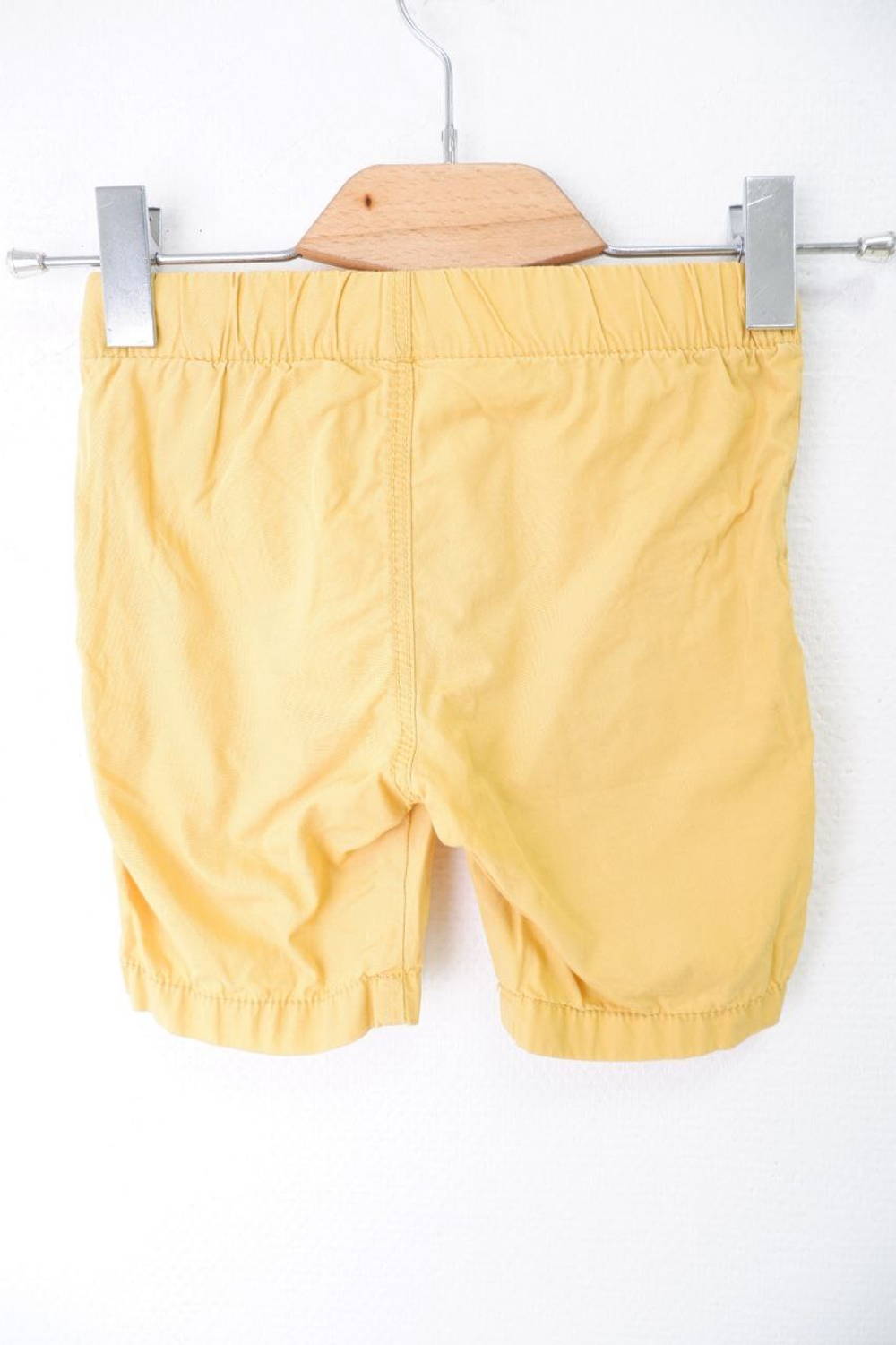 Шорты H&M повседневные на 3-4 года