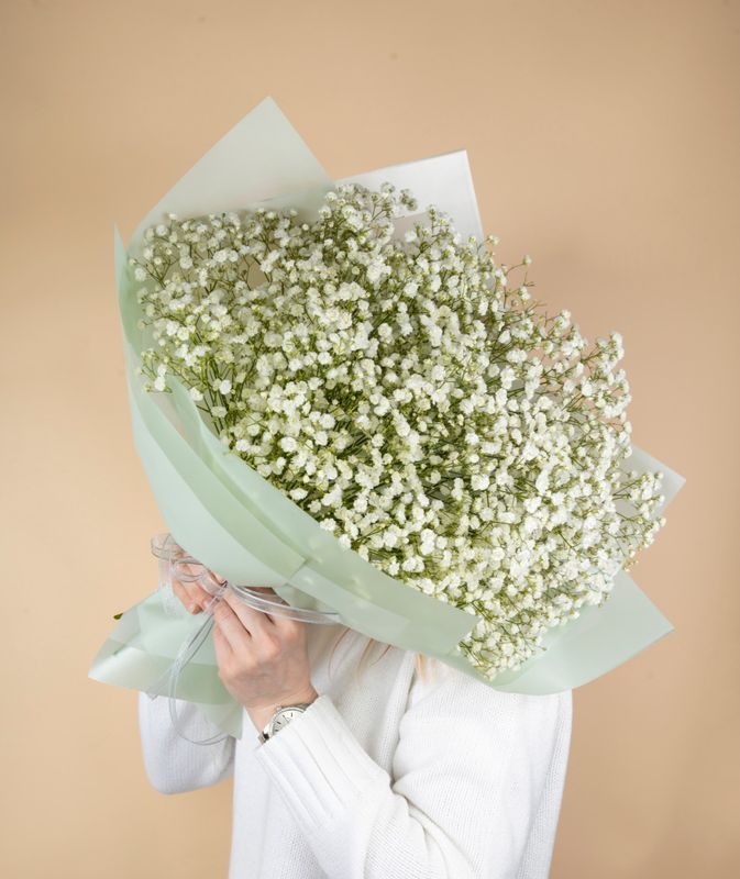 Букет из белой гипсофилы