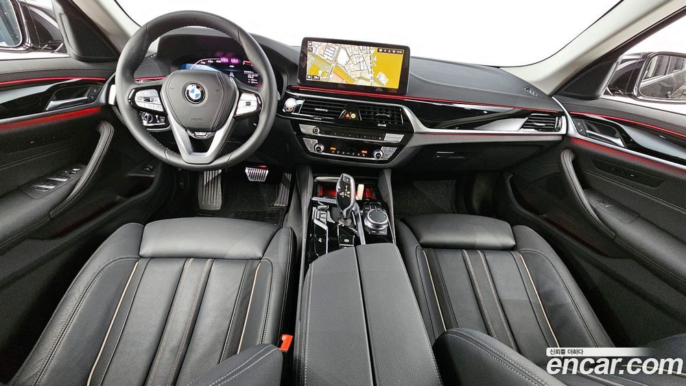 BMW 5 Series (G30) 520i Luxury (06.2022)