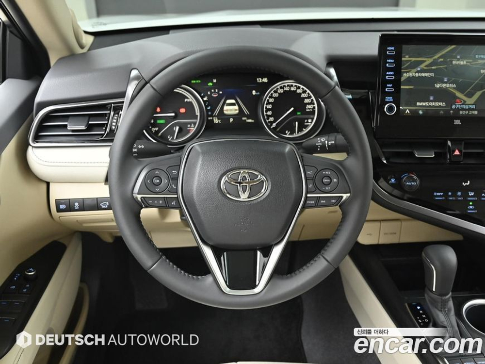 Toyota Camry (XV70) 2.5 XLE Hybrid (10.2023)