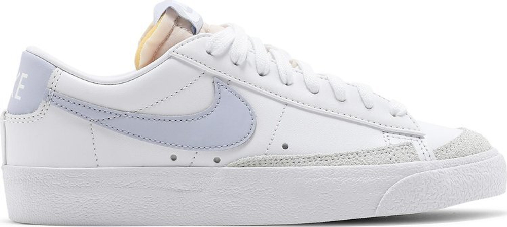 Nike Wmns Blazer Low “77 White Ghost”