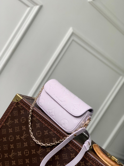 Louis Vuitton Ivy Wallet On Chain Bag