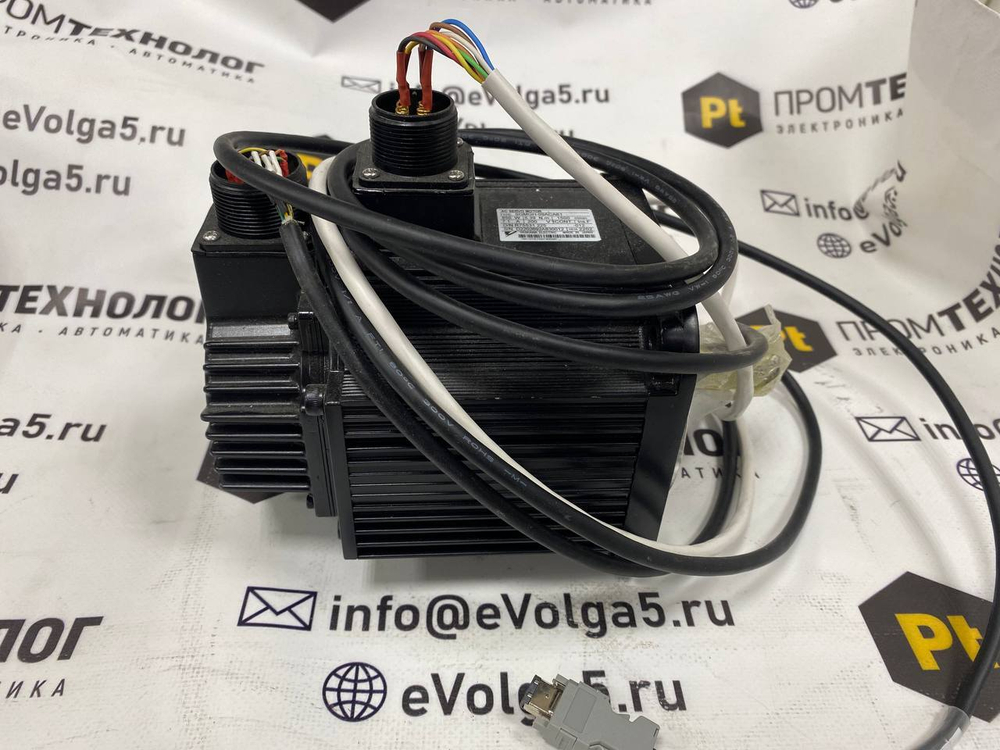 YASKAWA ELECTRIC SGMGH-09ACA61** б/у